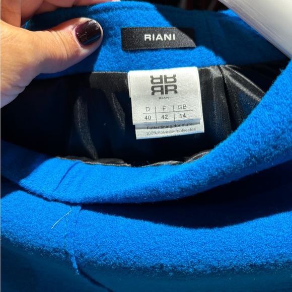 Riani ladies skirt/jacket set - Picture 5 of 11